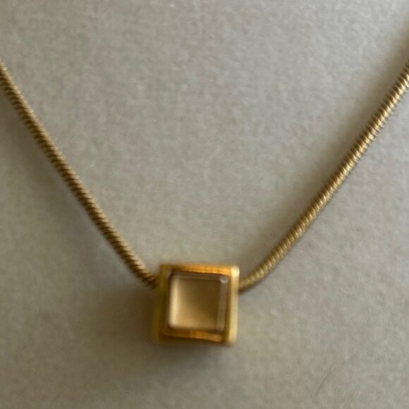 Vintage Ralph Lauren goldtone minimalist necklace with square pendant - Picture 5 of 7